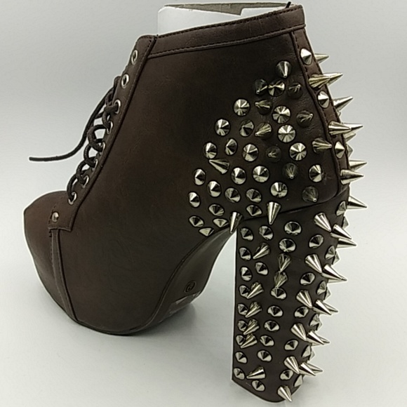 Vintage Shoes - 🔥VINTAGE BRAND SPIKED BOOTIES NWOT